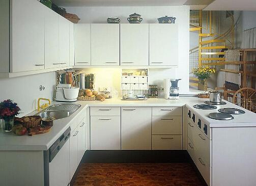 厨房什么颜色好风水 厨房柜门颜色的小常识你了解吗？