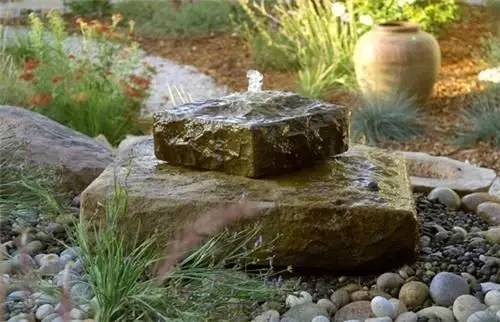 慈世堂:花园排水风水是什么？花园中的水源和水流来调节环境光环的一种方法